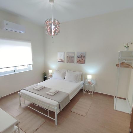 Preveza Mosaic House Apartment ภายนอก รูปภาพ